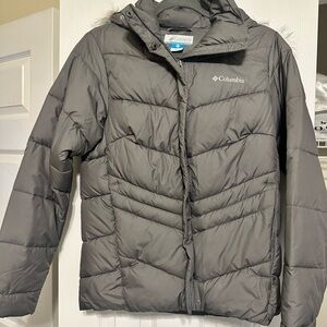 Columbia Womens Charcoal Puffer Jacket